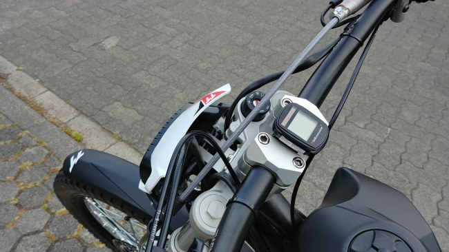 Alp 200 TT Cockpit 2